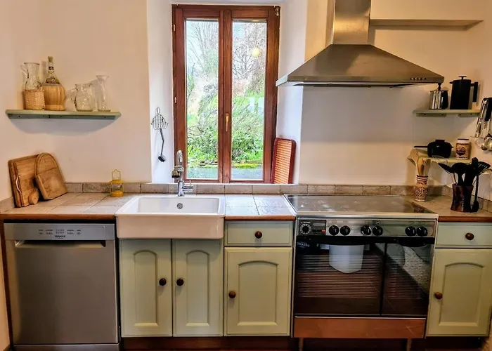 Vineyard With Private Pool, Gym & Games Camporgiano
