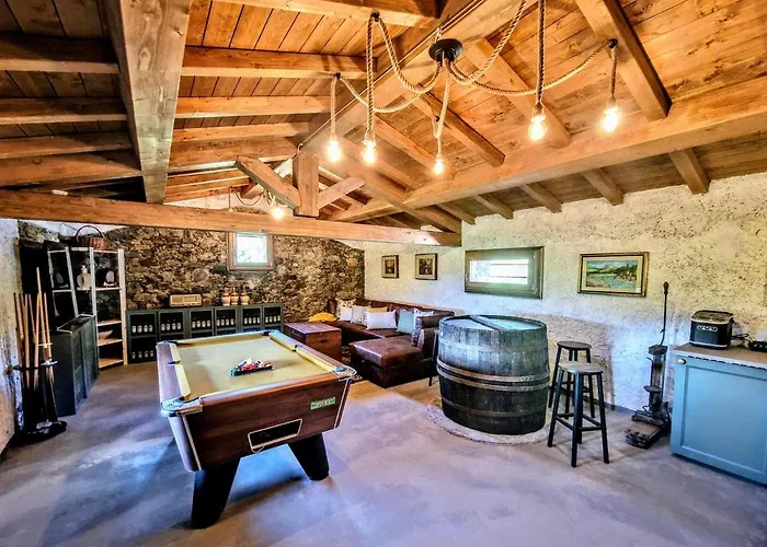 빌라 Vineyard With Private Pool, Gym & Games *