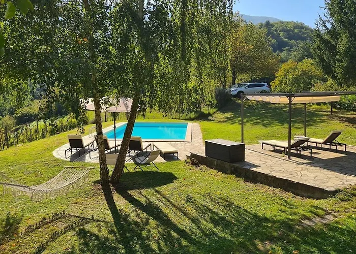 Vineyard With Private Pool, Gym & Games 빌라 Camporgiano